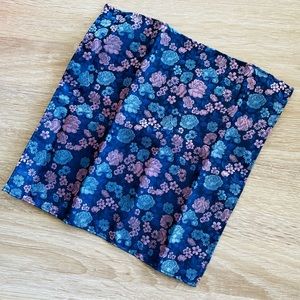 ✨5/$5 | Men’s Blue Vintage Floral Print Pocket Square✨